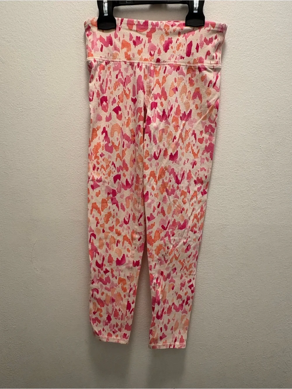 GAPFit Pink and Coral Abstract Print Leggings